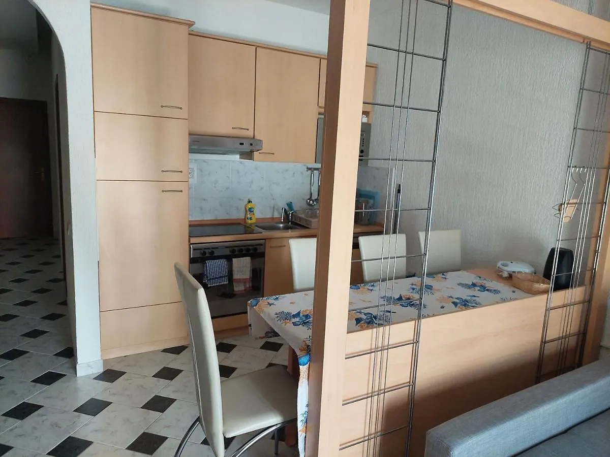 Apartman Icici 0*,